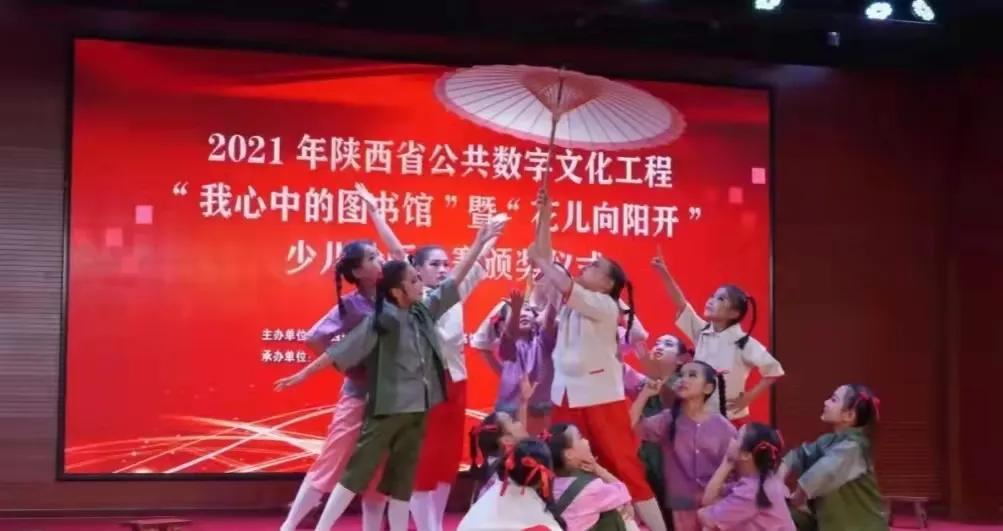 公共汽车上的励志之旅,自信与成就感的角逐赛