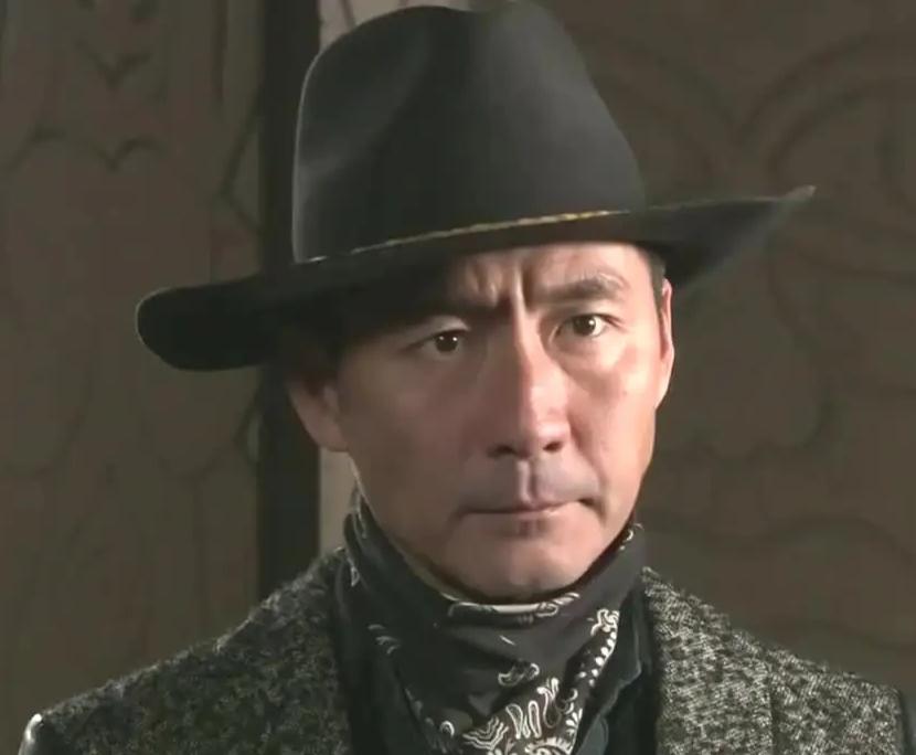 燕双鹰电视剧，巷弄英雄与风味小店的传奇故事