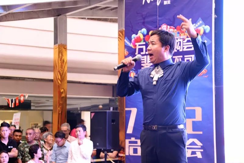 赵扬科技新品揭秘，未来生活尽在掌握！