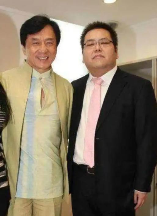 孙女演员的自然美景邂逅与内心宁静之旅