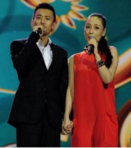 娱乐圈明星夫妻，爱情、努力与变化的力量见证爱情与成长的力量