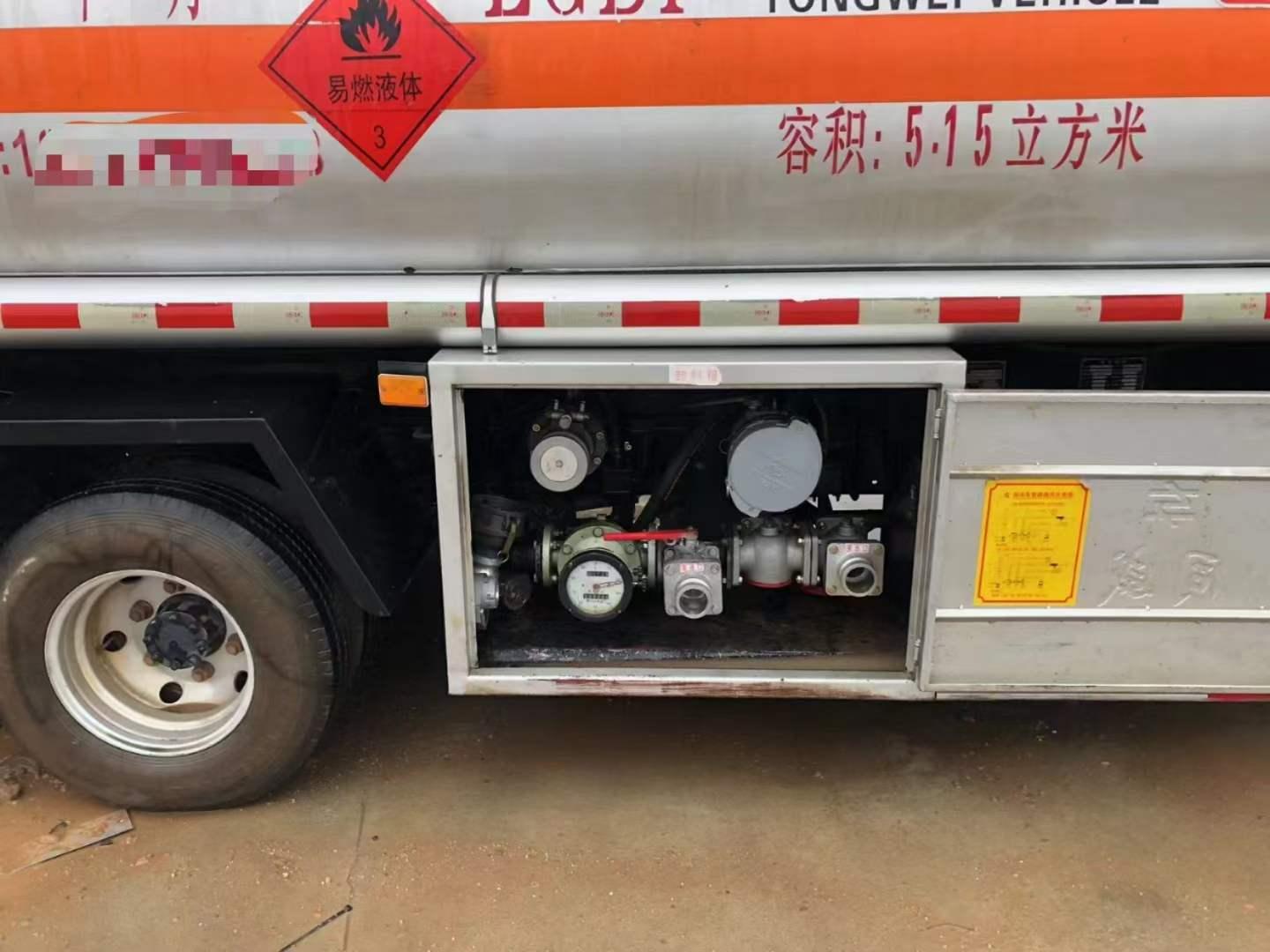 小巷中的隐藏宝藏,二手加油车5吨价格大揭秘