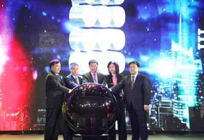 新三板上市郑的温馨日常记录