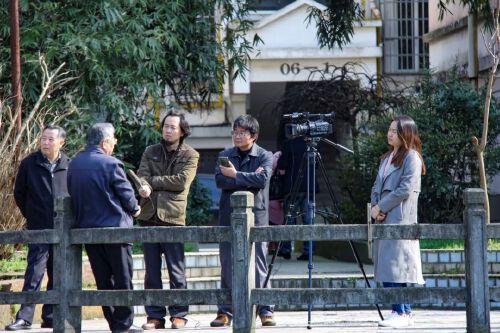 聂掌珠傅竟行最新动态，变化中的力量铸就自信与成就之路