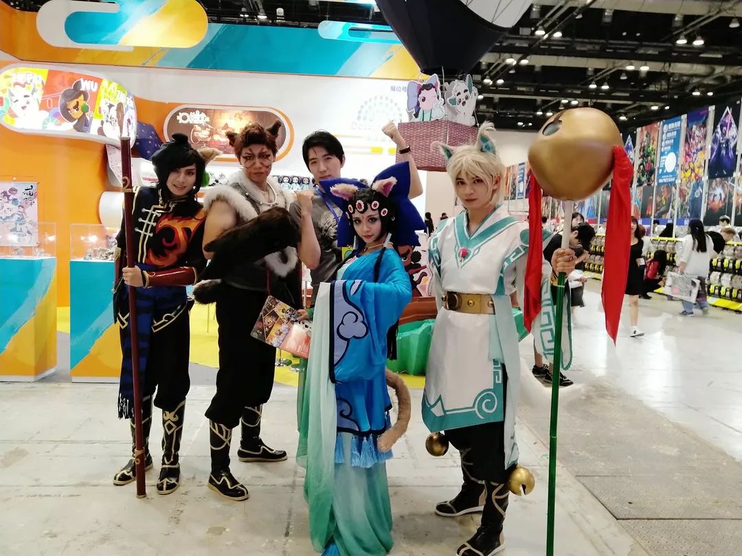 国际动漫展，小巷深处的宝藏揭秘