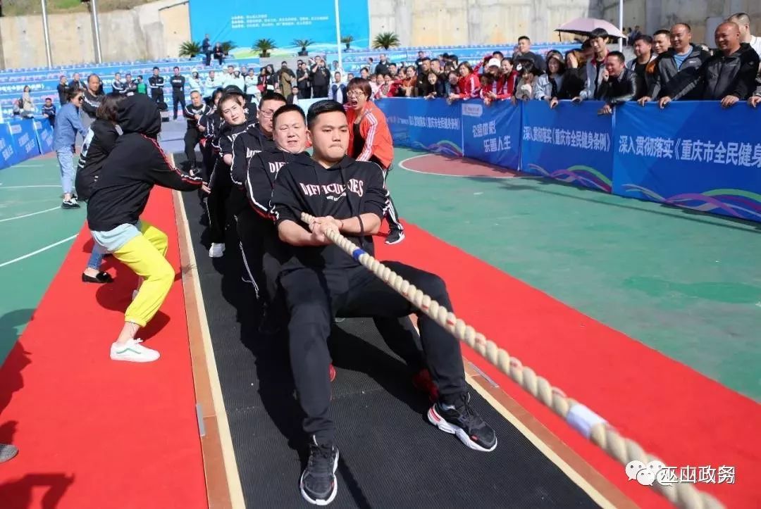 自然美景中的心灵之旅，一场激烈的拔河比赛400纪实