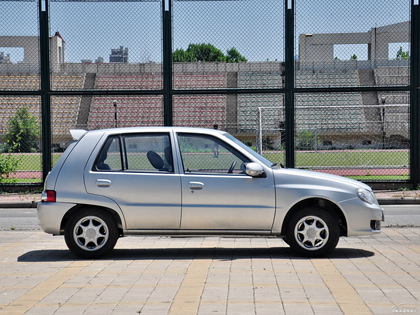 最新夏利车型揭秘,小巷中的隐藏之宝