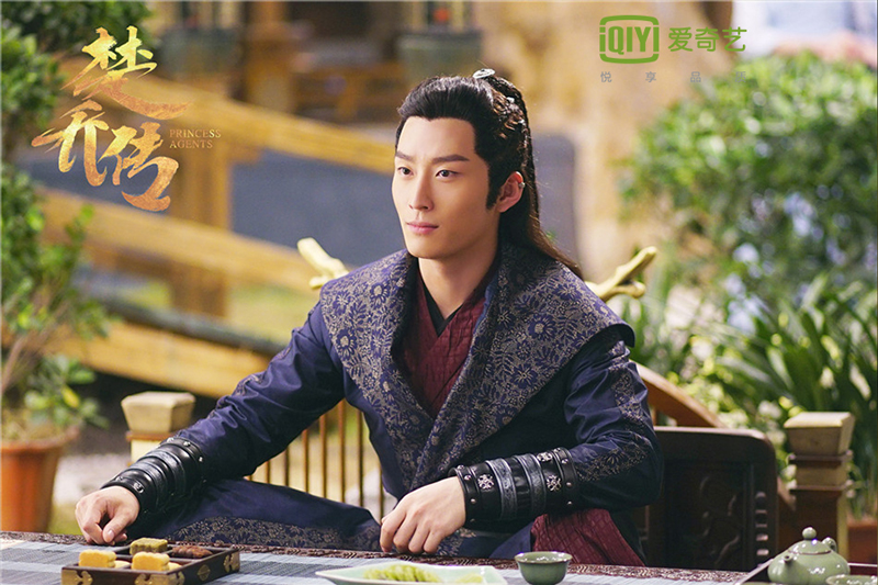 楚桥传演员探寻自然美景,内心宁静之旅