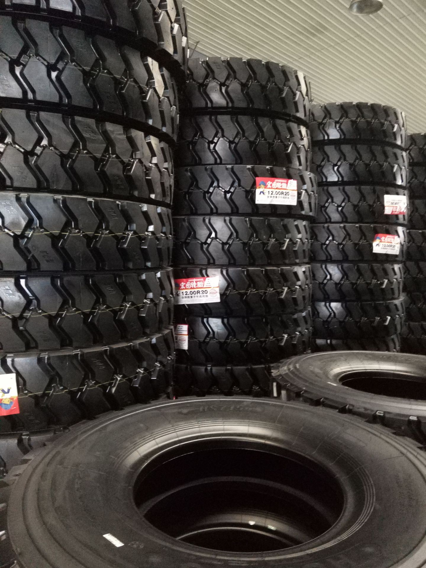 揭秘小巷深处的宝藏,900r20钢丝胎价格探秘及最新价格表