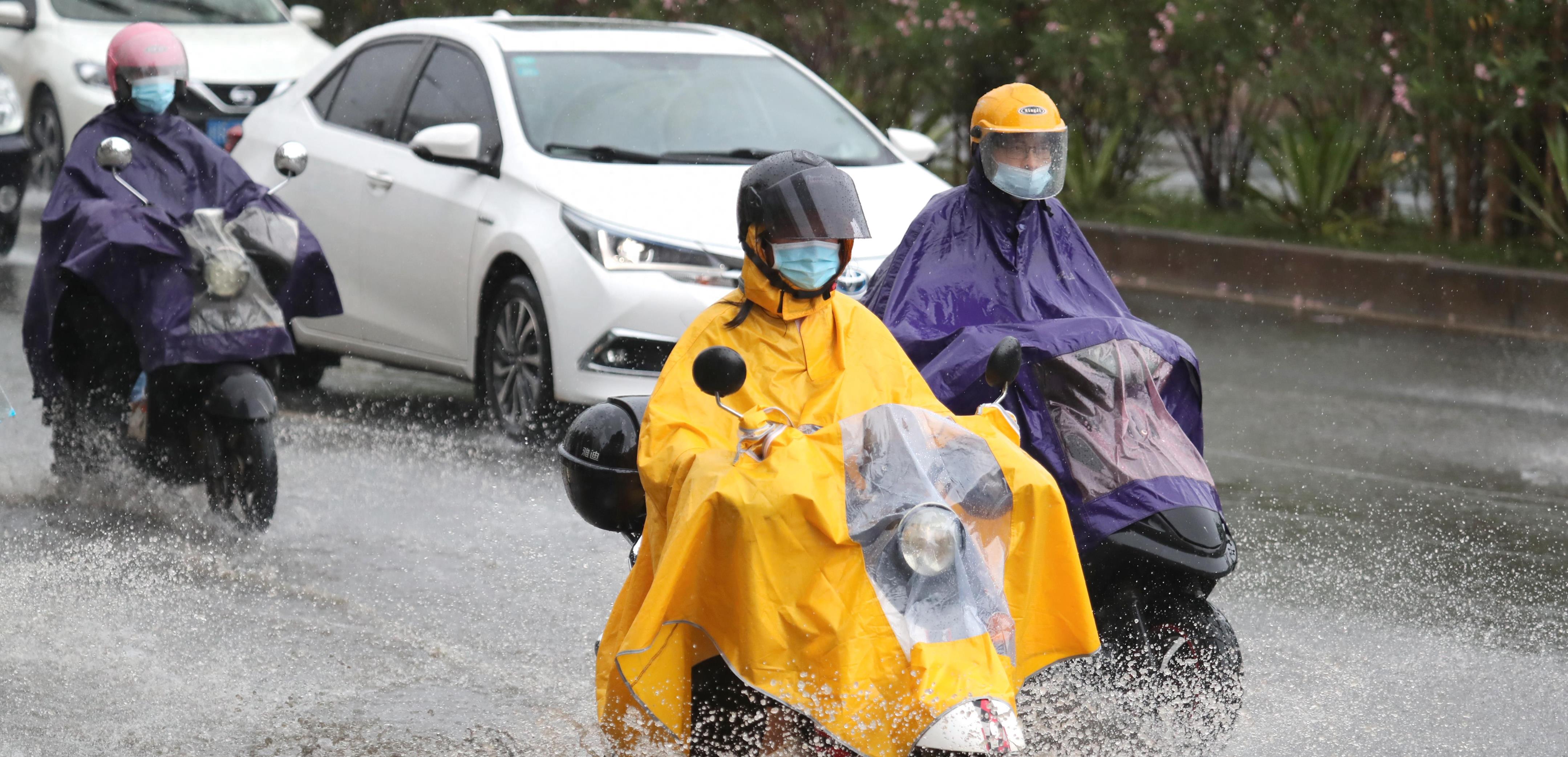 暴雨最新天气预报与未来天气预见,科技护航每一天的安全出行