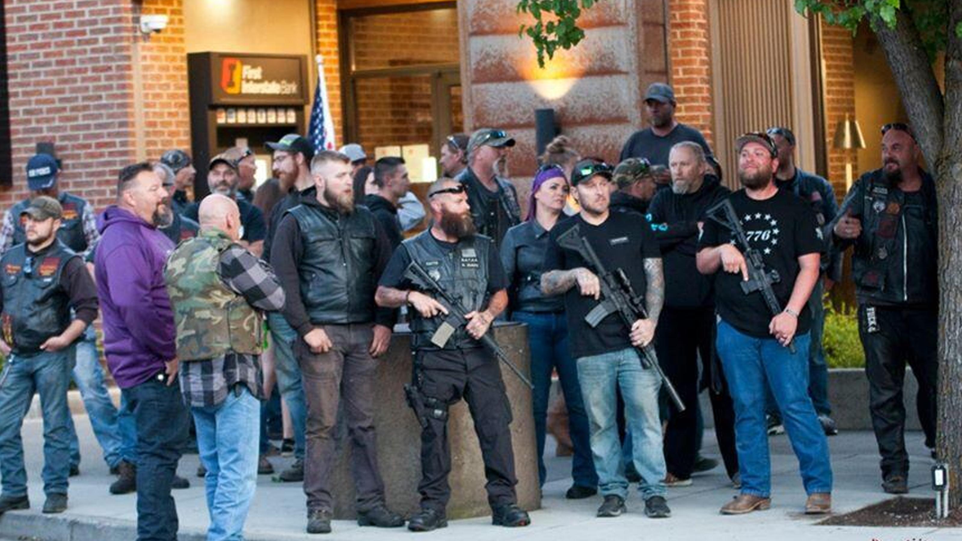 安提法最新,小巷中的美食秘密