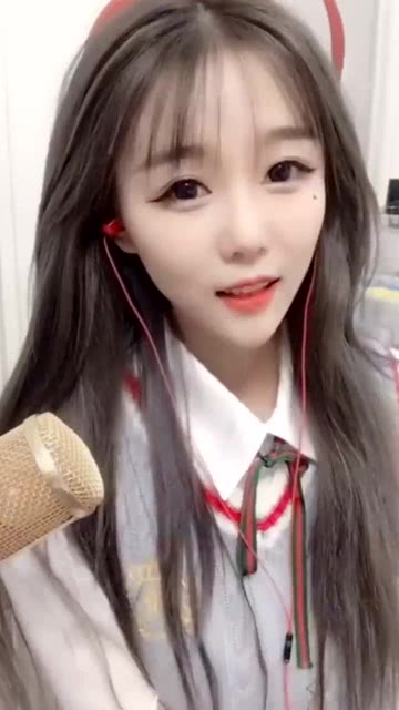 柔姐，时尚潮流与生活方式的前沿科普者