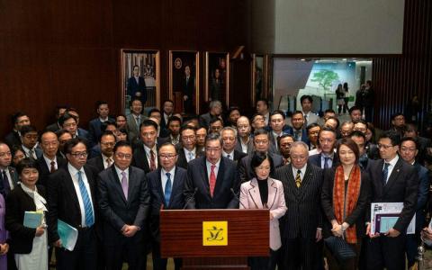 香港政治最新动态,小巷深处的小确幸