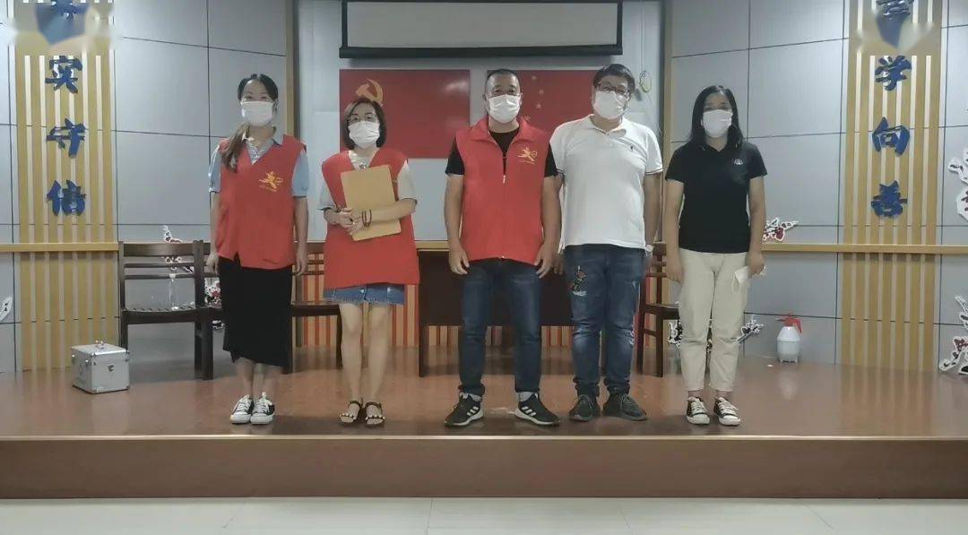 防疫最新小品,小巷美食背后的隐秘与抗疫故事